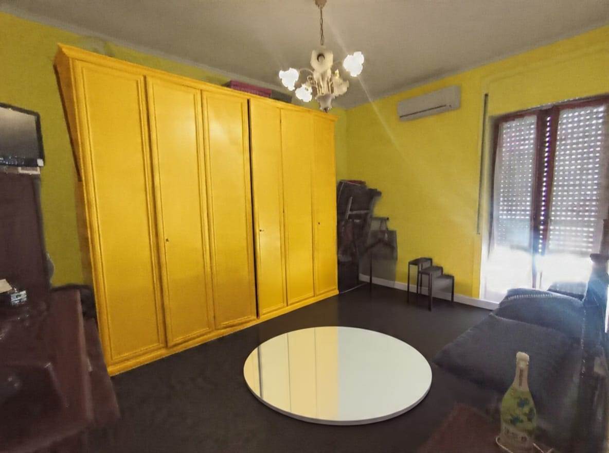 appartamento in vendita a Salerno in zona Pastena