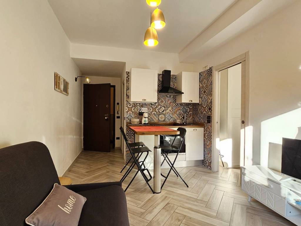 appartamento in vendita a Salerno in zona Centro Città