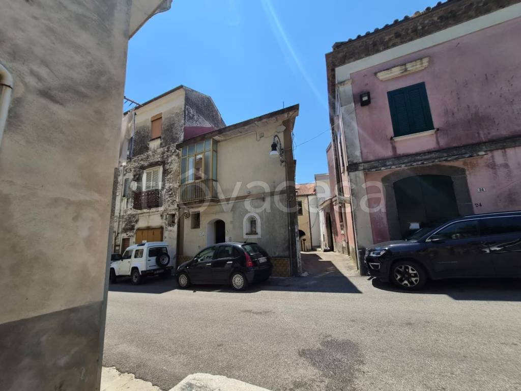 appartamento in vendita a Salerno in zona Ogliara