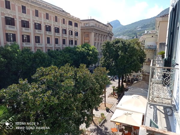appartamento in vendita a Salerno in zona Centro Città