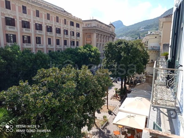 appartamento in vendita a Salerno in zona Centro Città
