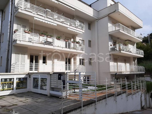 appartamento in vendita a Salerno in zona Irno