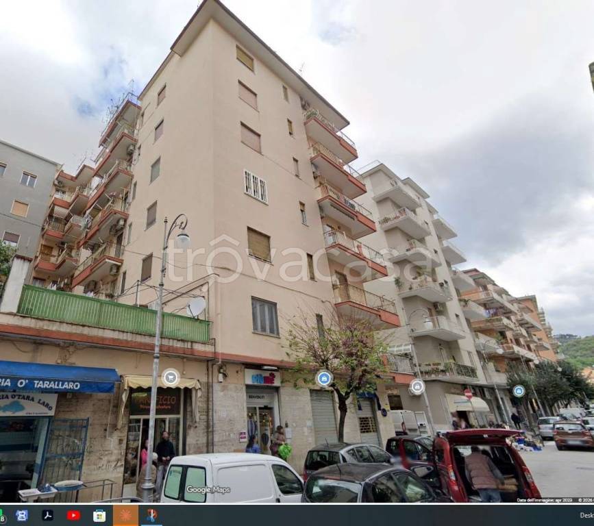 appartamento in vendita a Salerno in zona Pastena