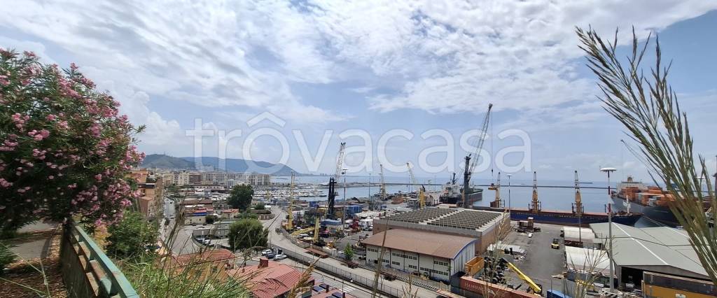 appartamento in vendita a Salerno