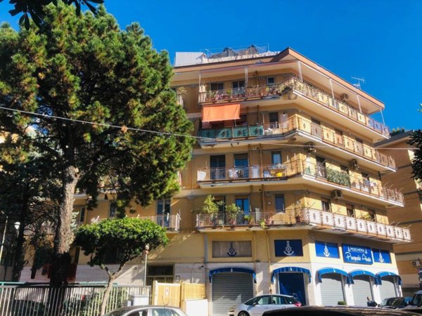 appartamento in vendita a Salerno in zona Mercatello