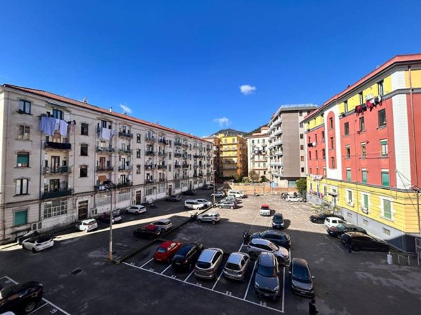 appartamento in vendita a Salerno in zona Arce-Vernieri
