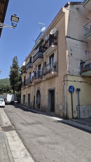 appartamento in vendita a Salerno in zona Ogliara