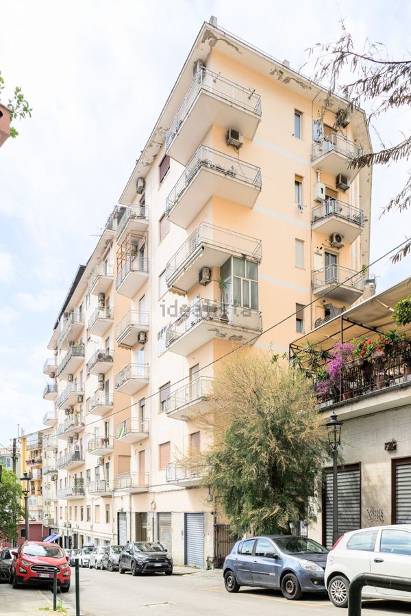 appartamento in vendita a Salerno in zona Centro Città
