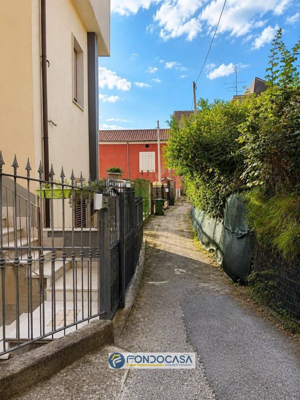 appartamento in vendita a Salerno in zona Ogliara
