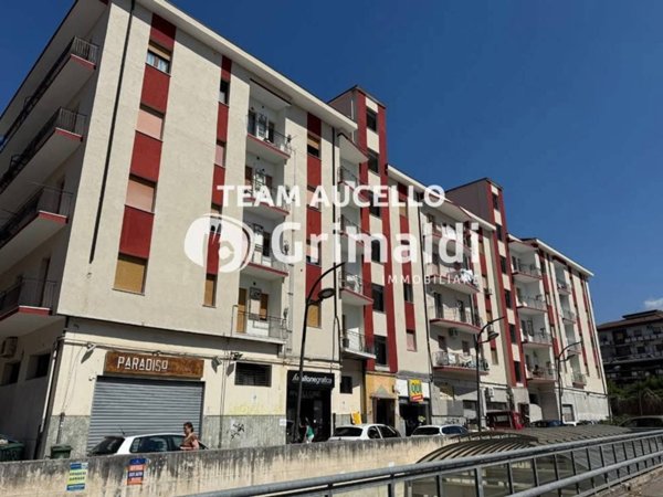 appartamento in vendita a Salerno in zona Pastena