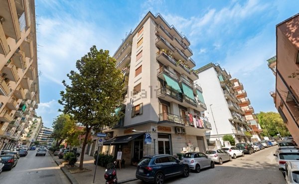 appartamento in vendita a Salerno in zona Calcedonia