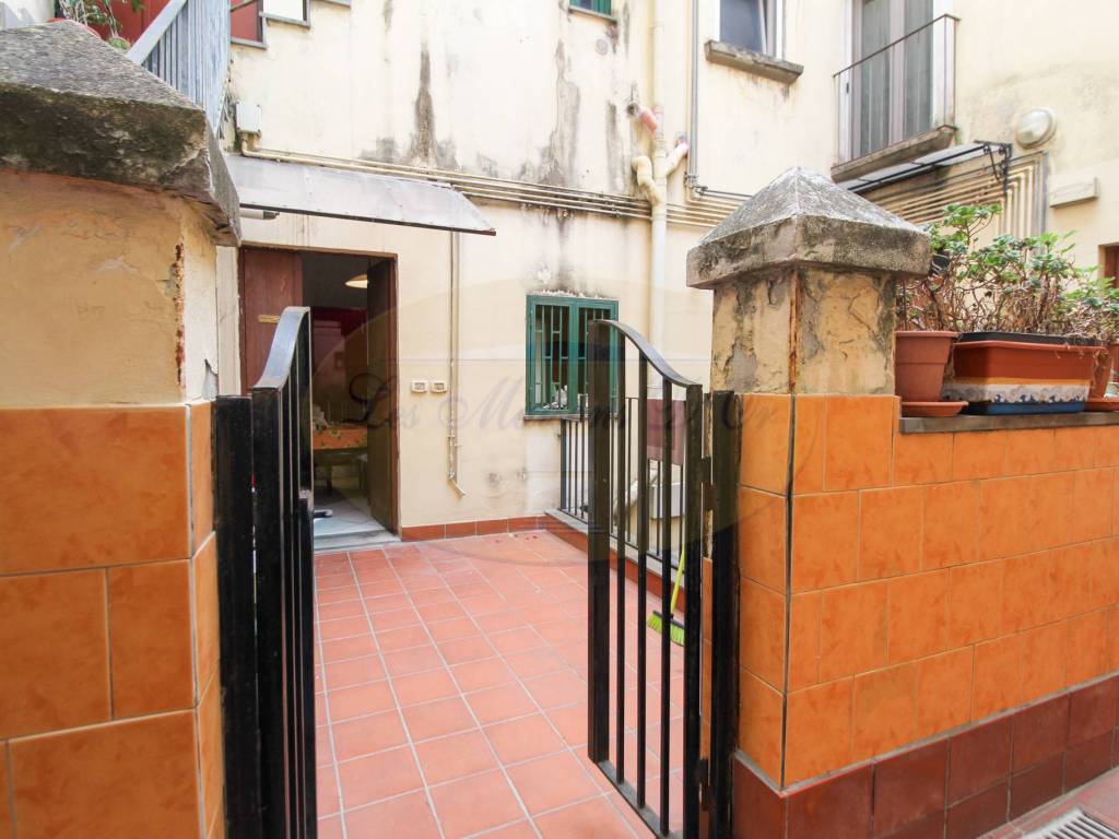 appartamento in vendita a Salerno in zona Centro Città