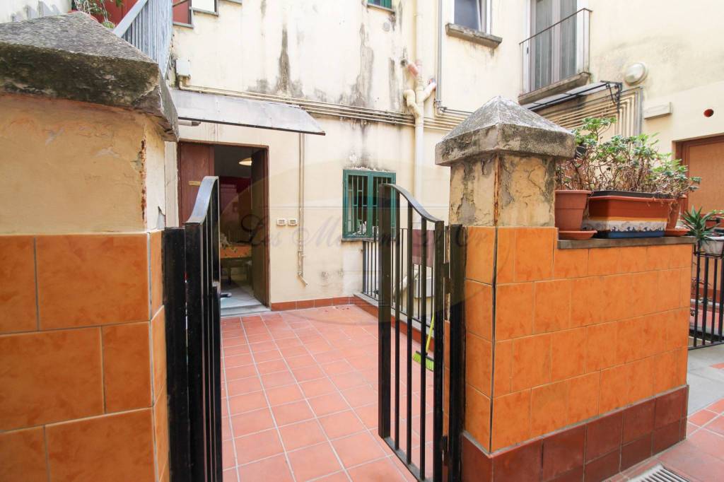 appartamento in vendita a Salerno in zona Centro Città