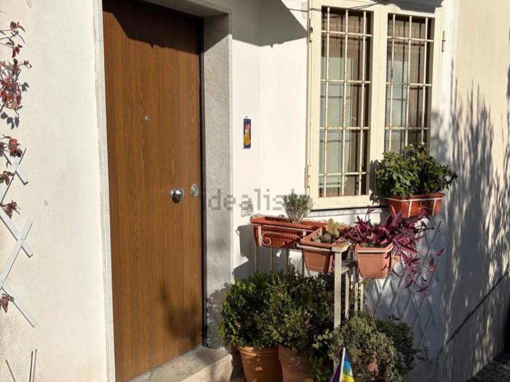 appartamento in vendita a Salerno in zona Irno
