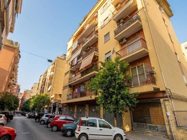 appartamento in vendita a Salerno in zona Torrione