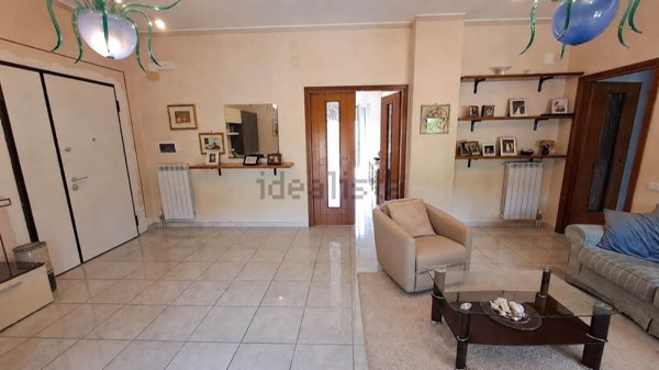 appartamento in vendita a Salerno in zona Pastena