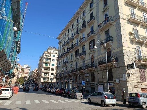 appartamento in vendita a Salerno in zona Centro Città