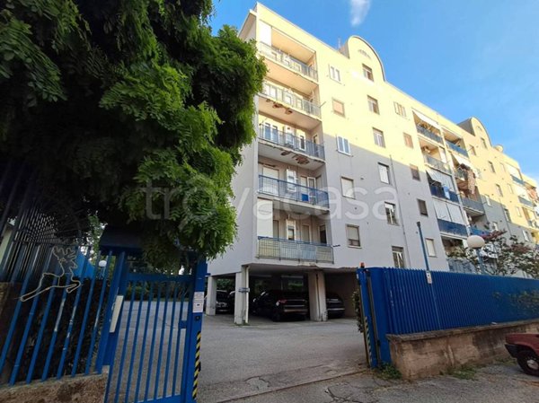 appartamento in vendita a Salerno in zona Torrione