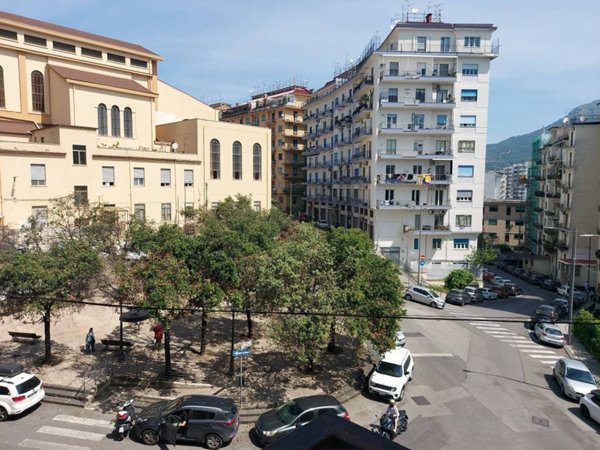 appartamento in vendita a Salerno