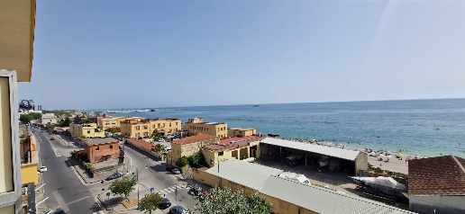 appartamento in vendita a Salerno in zona Mercatello