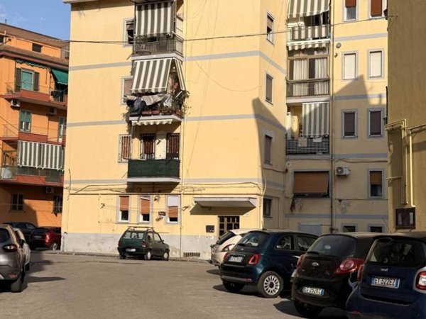 appartamento in vendita a Salerno in zona Mercatello