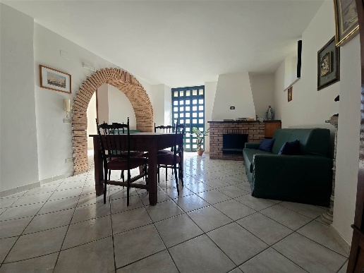 appartamento in vendita a Salerno in zona Ogliara