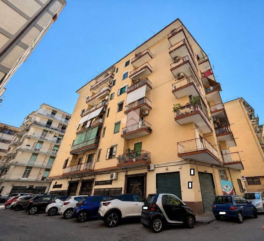 appartamento in vendita a Salerno in zona Pastena