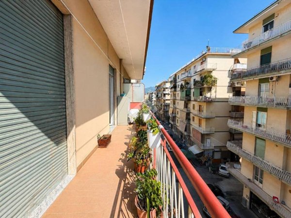 appartamento in vendita a Salerno in zona Pastena