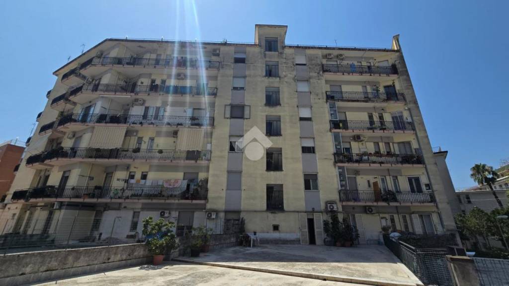 appartamento in vendita a Salerno in zona Centro Città