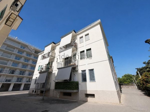 appartamento in vendita a Salerno in zona Pastena