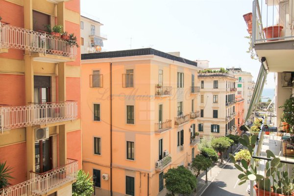 appartamento in vendita a Salerno in zona Centro Città