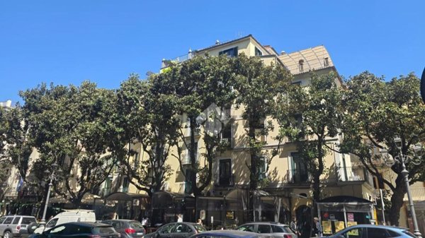 appartamento in vendita a Salerno in zona Centro Città