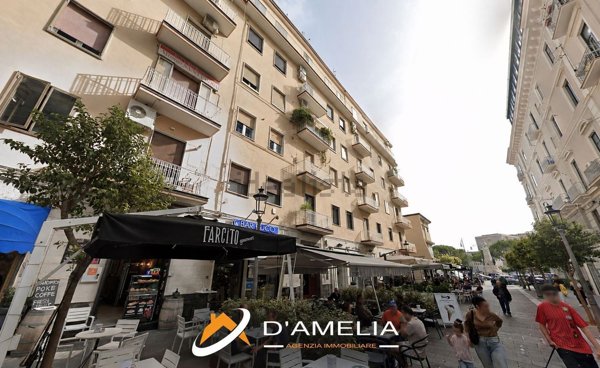 appartamento in vendita a Salerno in zona Centro Città