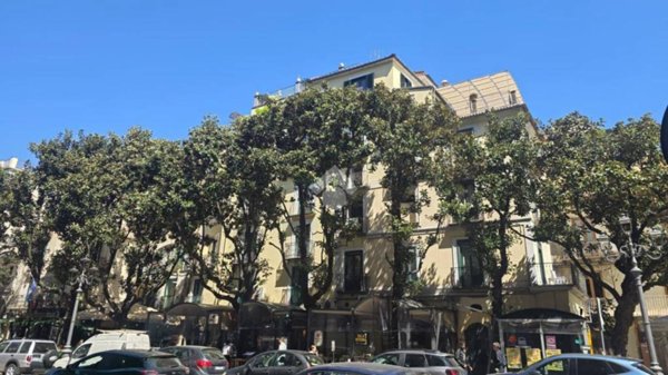 appartamento in vendita a Salerno in zona Centro Città