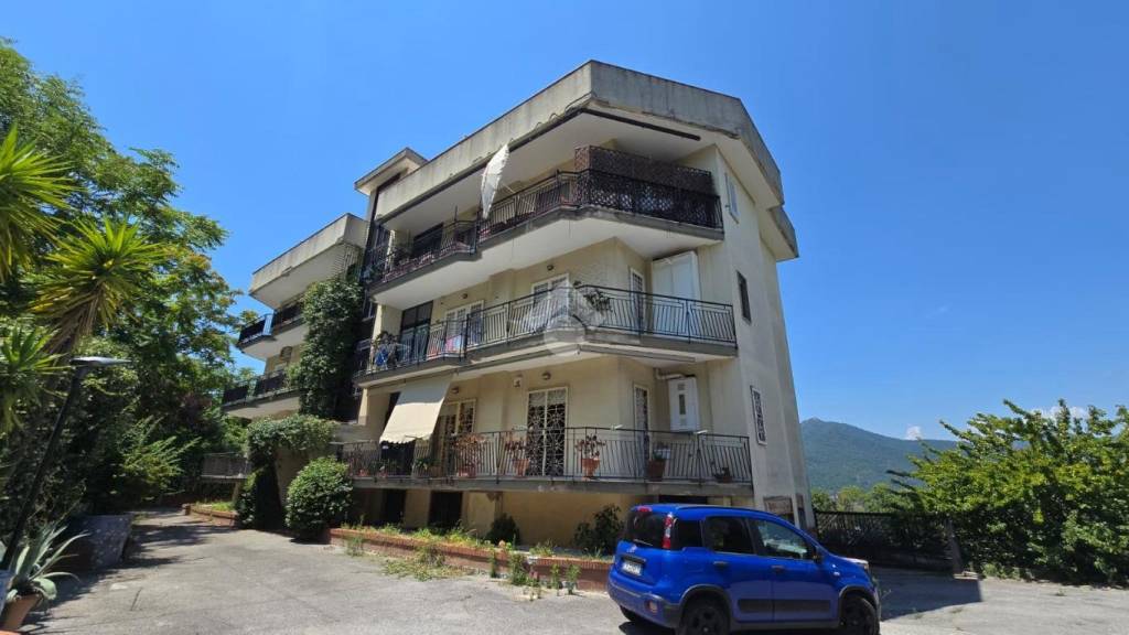 appartamento in vendita a Salerno in zona Irno