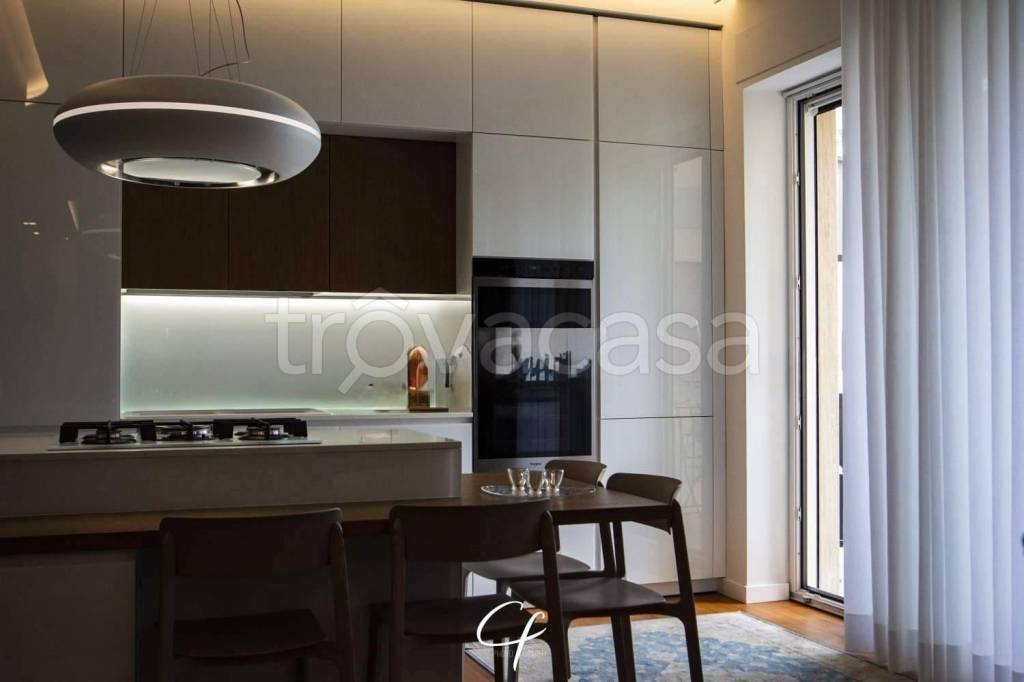 appartamento in vendita a Salerno in zona Centro Città