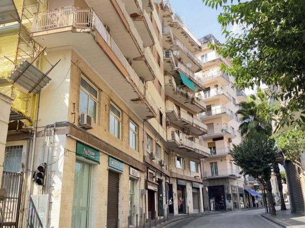 appartamento in vendita a Salerno in zona Centro Città
