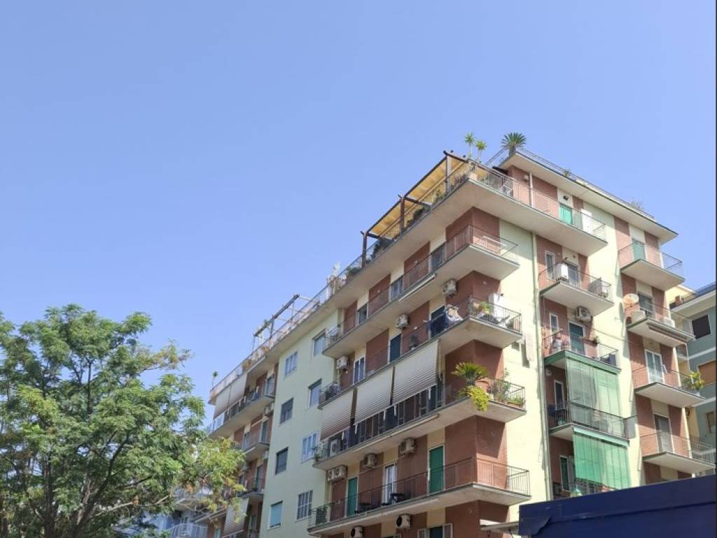 appartamento in vendita a Salerno in zona Mercatello