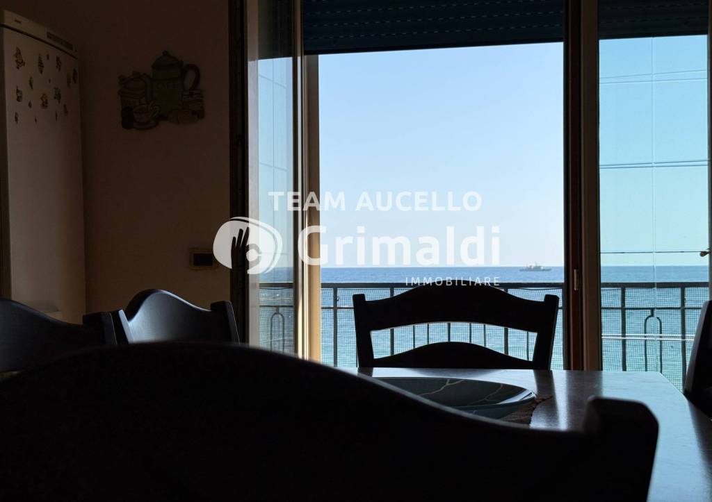 appartamento in vendita a Salerno in zona Torrione
