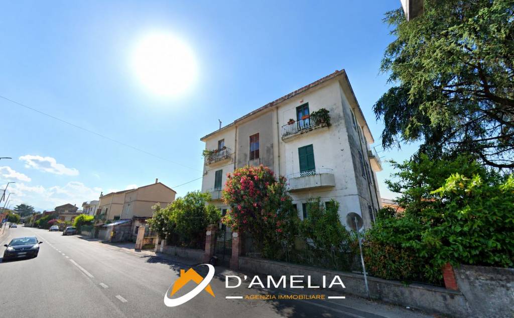 appartamento in vendita a Salerno in zona San Leonardo