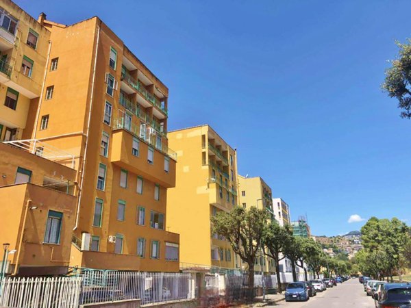 appartamento in vendita a Salerno in zona Pastena