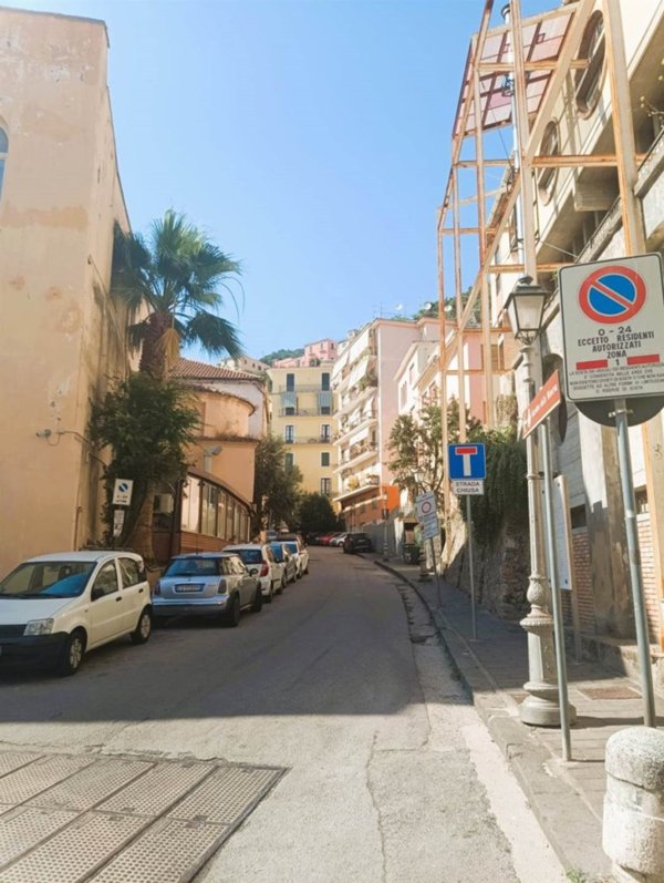 appartamento in vendita a Salerno in zona Centro Città