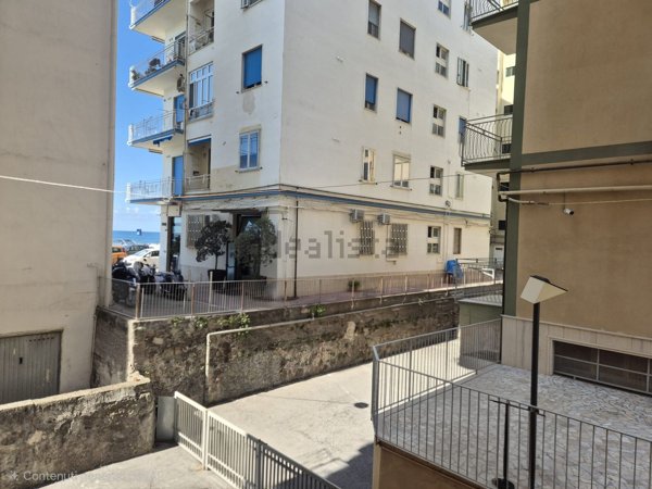 appartamento in vendita a Salerno in zona Mercatello