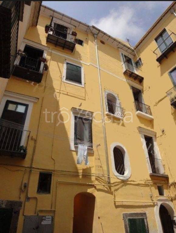 appartamento in vendita a Salerno in zona Centro Città