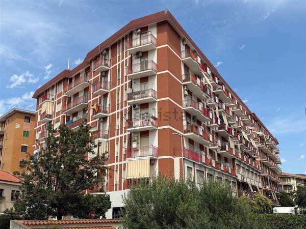 appartamento in vendita a Salerno in zona Pastena