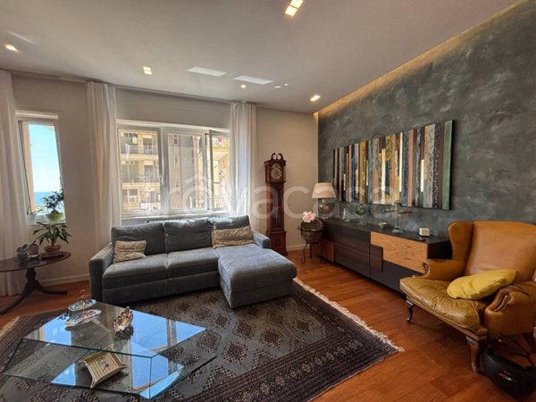 appartamento in vendita a Salerno in zona Centro Città