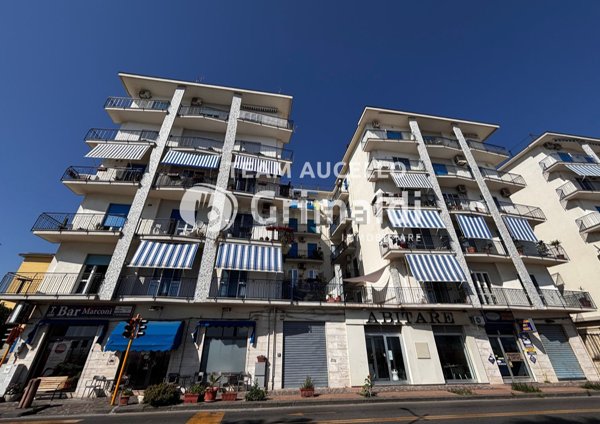 appartamento in vendita a Salerno