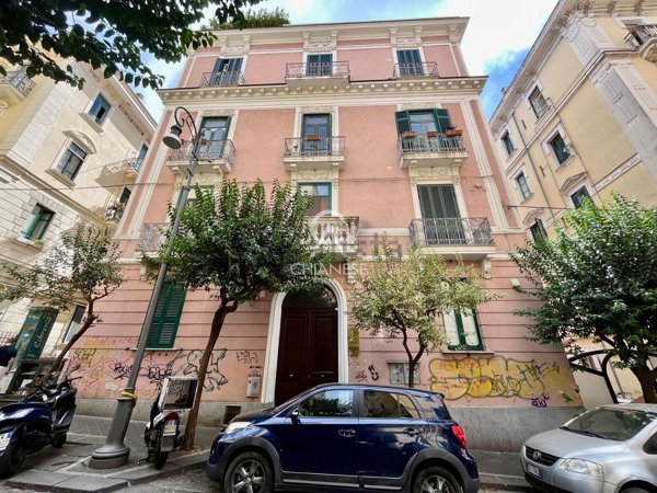 appartamento in vendita a Salerno in zona Centro Città