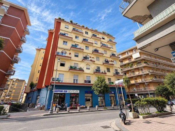 appartamento in vendita a Salerno in zona Mercatello
