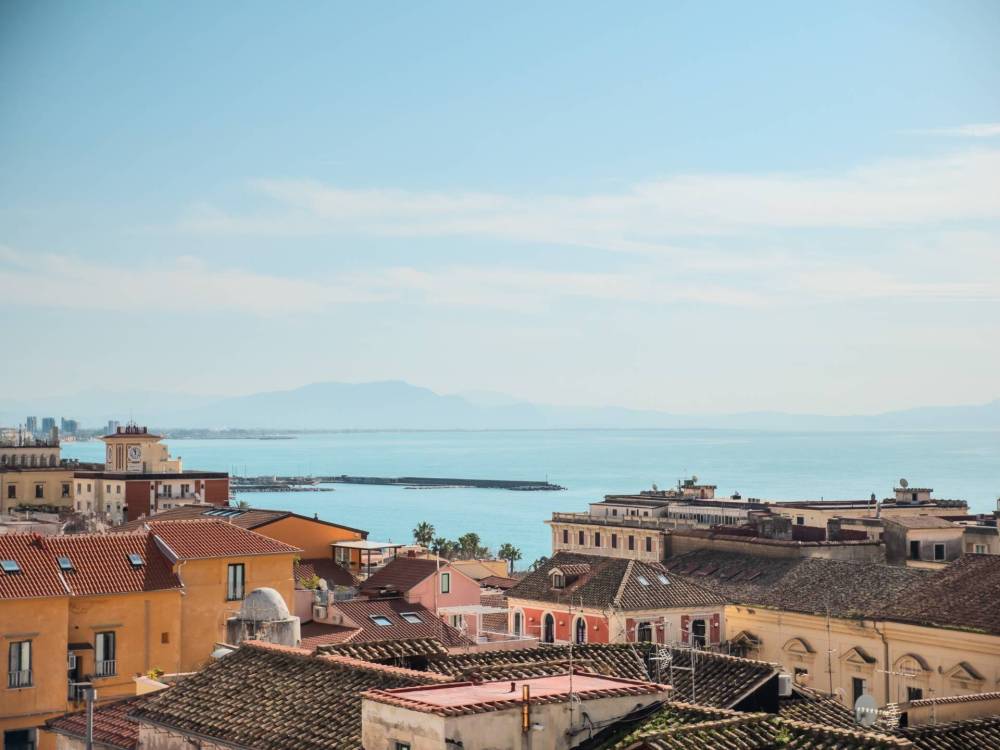 appartamento in vendita a Salerno in zona Centro Città